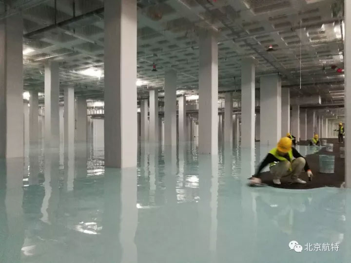 環氧防靜電自流平地麵的專(zhuan) 業(ye) 施工