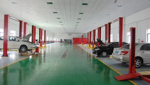 汽車4s店地坪多少錢