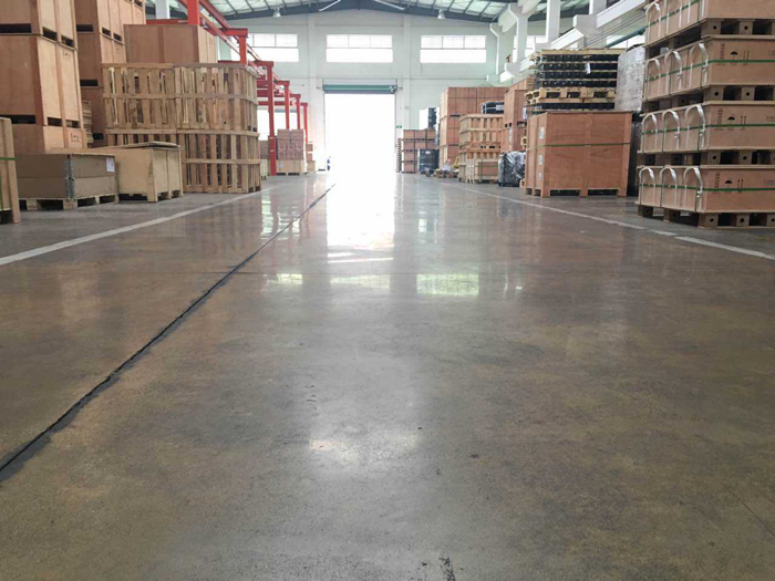 舊廠房地麵翻新的新寵兒—航特地坪漆