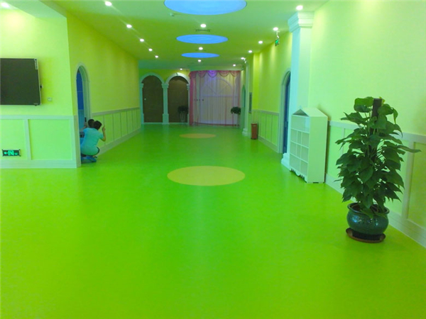 PVC地麵的壽命是多久？PVC地麵延長壽命新方法！