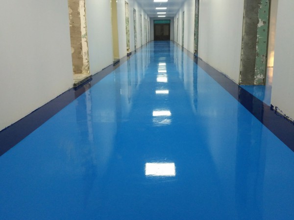 山東(dong) 新泰市第三人民醫院瓷磚地麵翻新