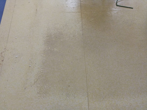 PVC地板翻新前 PVC地板翻新前