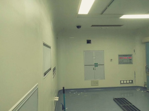 手術室牆麵翻新前