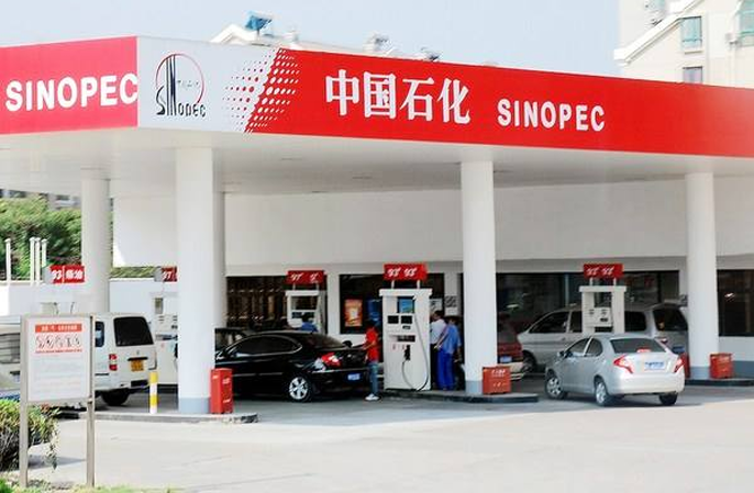 加油站不發火防爆地坪，鏟除地麵火星，防止爆炸！