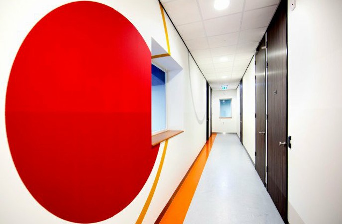 醫院環氧磨石地坪施工,有沒有什麽效果好還省事的方案? 醫院環氧磨石地坪施工,有沒有什麽效果好還省事的方案?