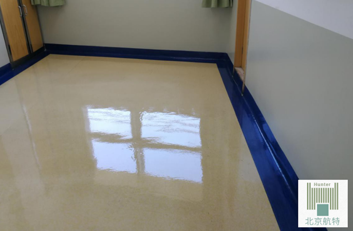 PVC地板磨損如何保養，新利平台官网有妙招，一招解決困擾！