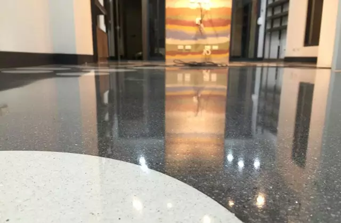 環氧磨石施工時,有哪些需要注意的地方? 環氧磨石施工時,有哪些需要注意的地方?