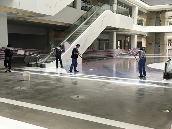 環氧磨石地坪廠家包施工嗎？