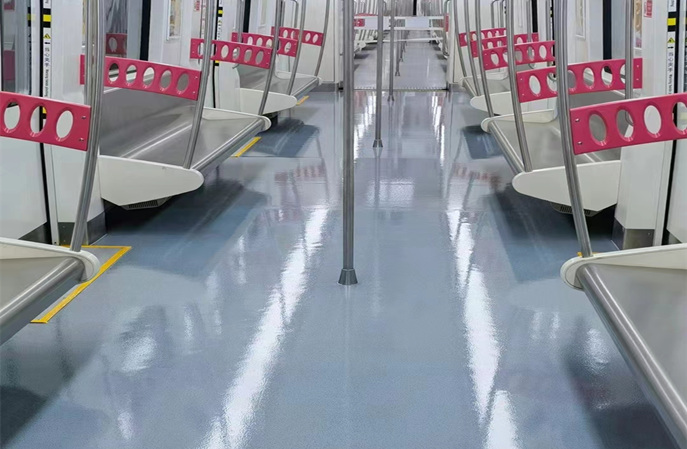 地鐵塑膠地板翻新保養(yang) 後