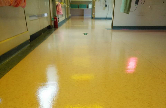 製藥廠 PVC 地板保養(yang) 之道--塑立得保駕護航