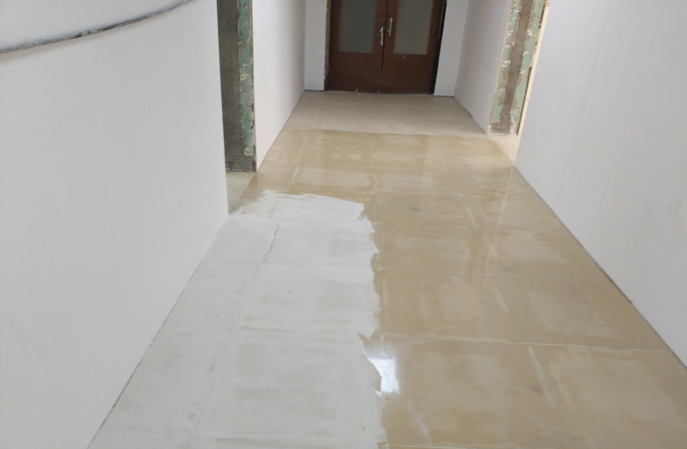 塑立得納米塗層技術:重塑瓷磚地麵性能的科學方案 塑立得納米塗層技術:重塑瓷磚地麵性能的科學方案