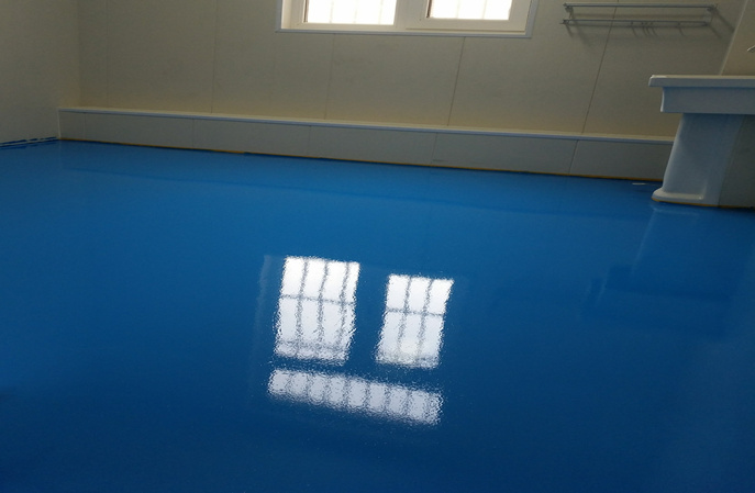 使用塑立得對瓷磚地麵翻新改色