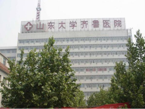 山東大學齊魯醫院亞麻地板與水泥基自流平地麵翻新 山東大學齊魯醫院亞麻地板與水泥基自流平地麵翻新