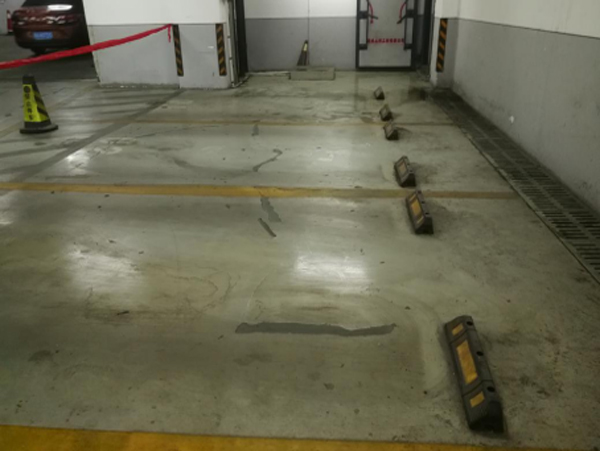地下車庫環氧地坪破損